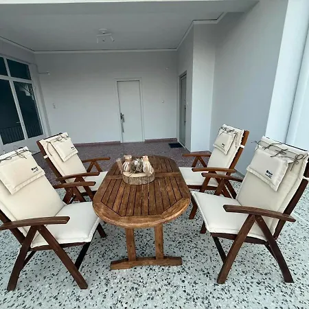 Skyfall With A Large Balcony And Free Parking In Kiáton